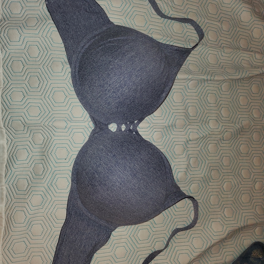 Torrid Bra 40DDD